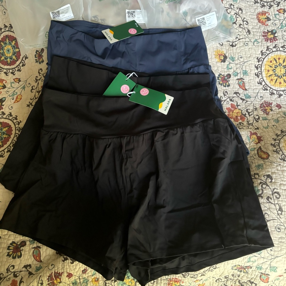 3 Halara plus size, hidden back and side pocket, 2.5 inseam gym/everyday short,